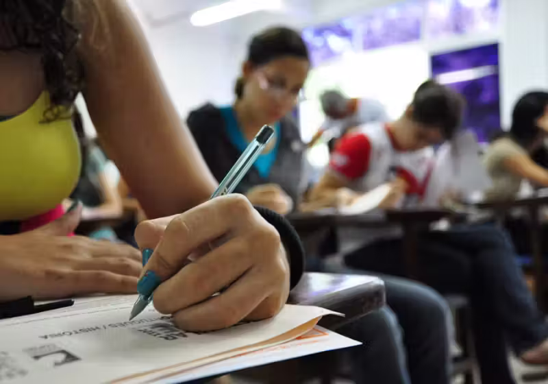 A 2ª edição do Enem dos Concursos foi confirmada pelo governo. Serão mais de 3 mil vagas no serviço público com salários de até R$ 9 mil. - Foto: Agência Brasil